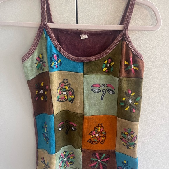 Ethnic African Artistry Top - Picture 7 of 9